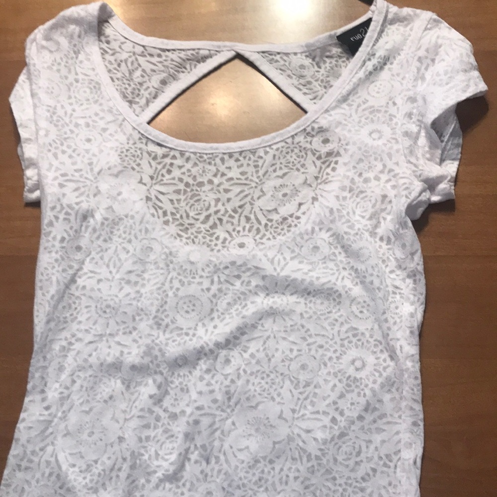 White see through floral short sleeve